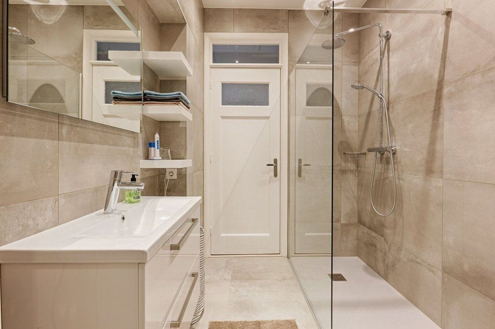 Van Kijfhoeklaan 96, Den Haag foto-17 blur