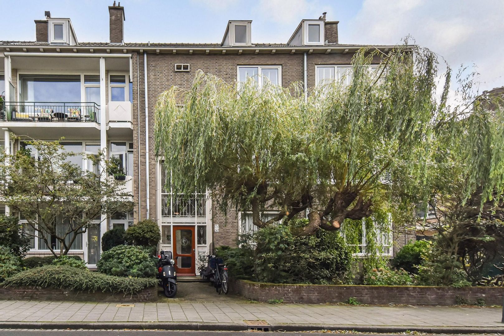 Balsemienlaan 242, Den Haag foto-46 blur