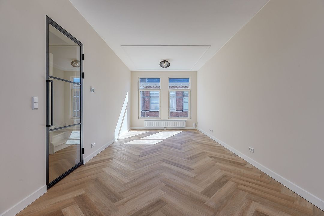 Kenaustraat 76, Den Haag