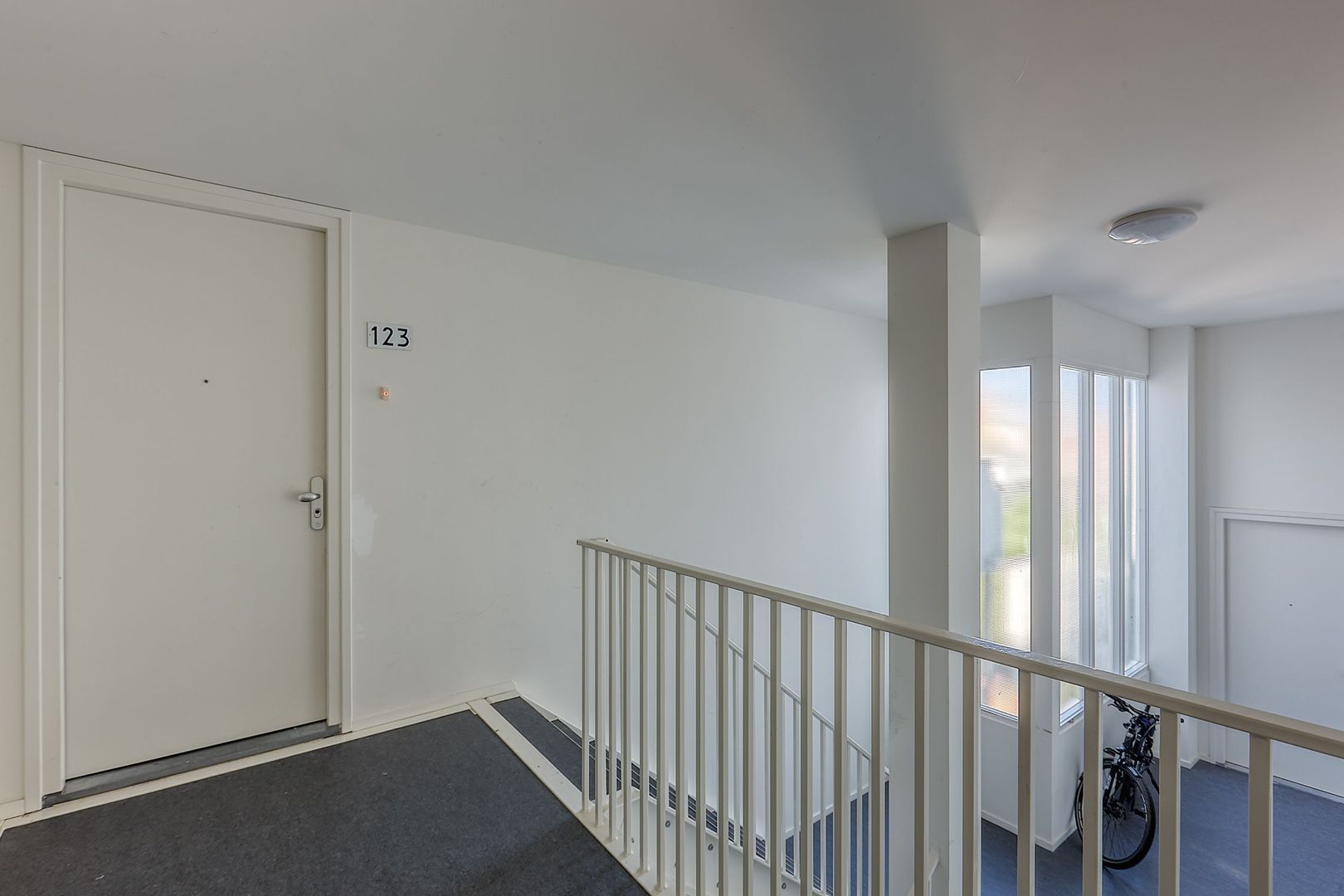 Witte de Withstraat 123, Den Haag foto-28 blur