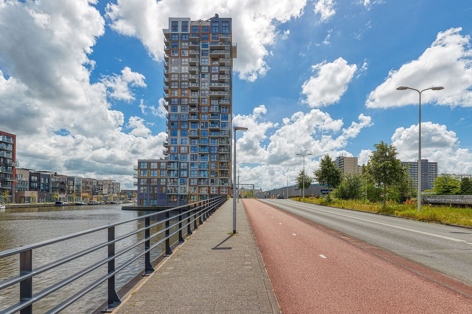Waldorpstraat 1744, Den Haag foto-24 blur