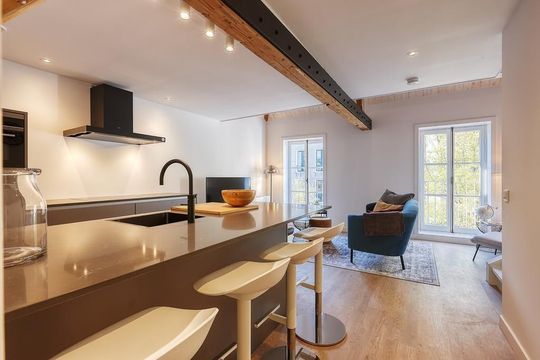 Upper floor apartment Jan Evertstraat 9 2, Den Haag