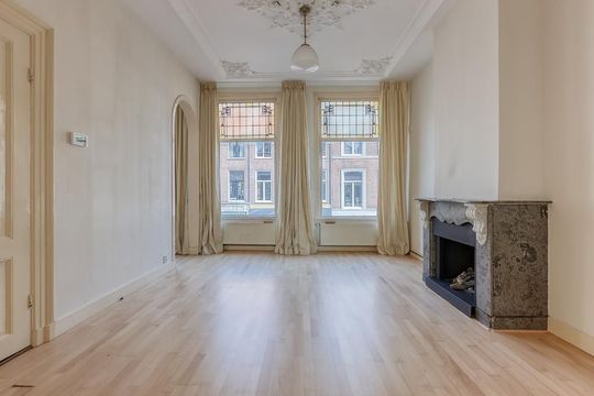 Upper floor apartment Frederikstraat 76 A, Den Haag