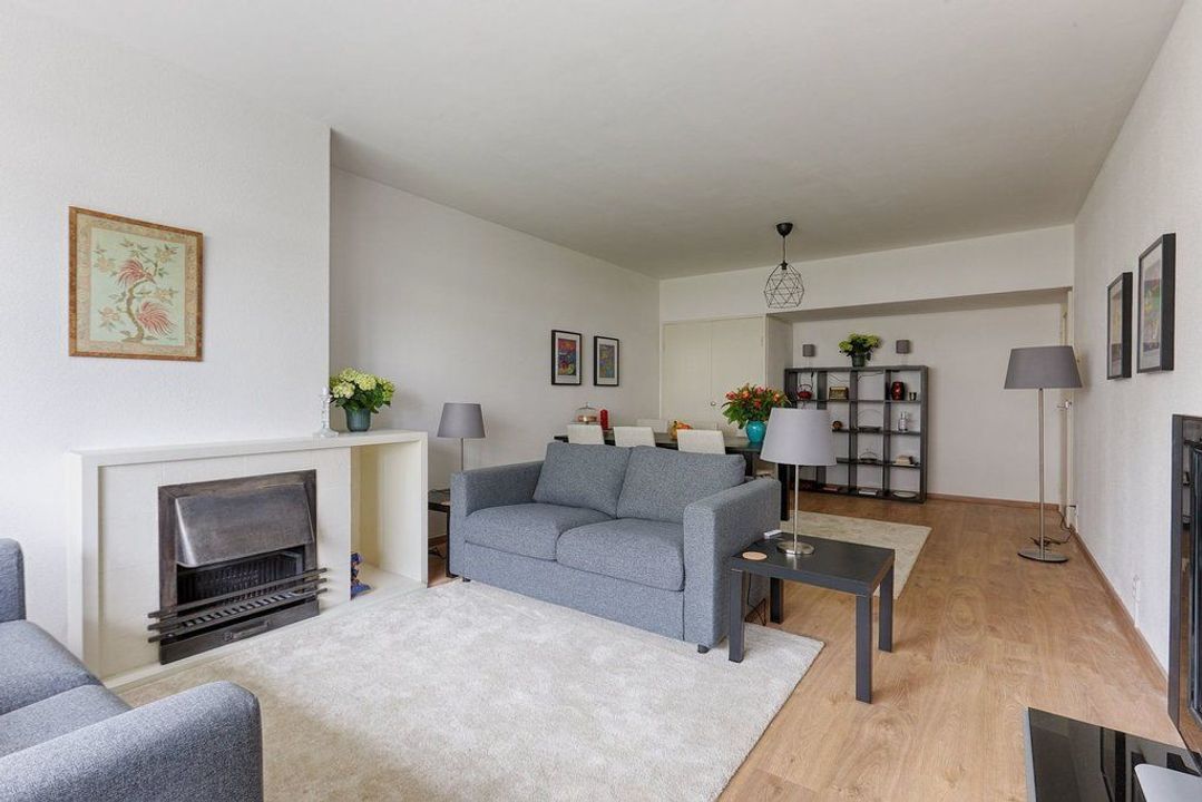 Suzannaland 452, Den Haag