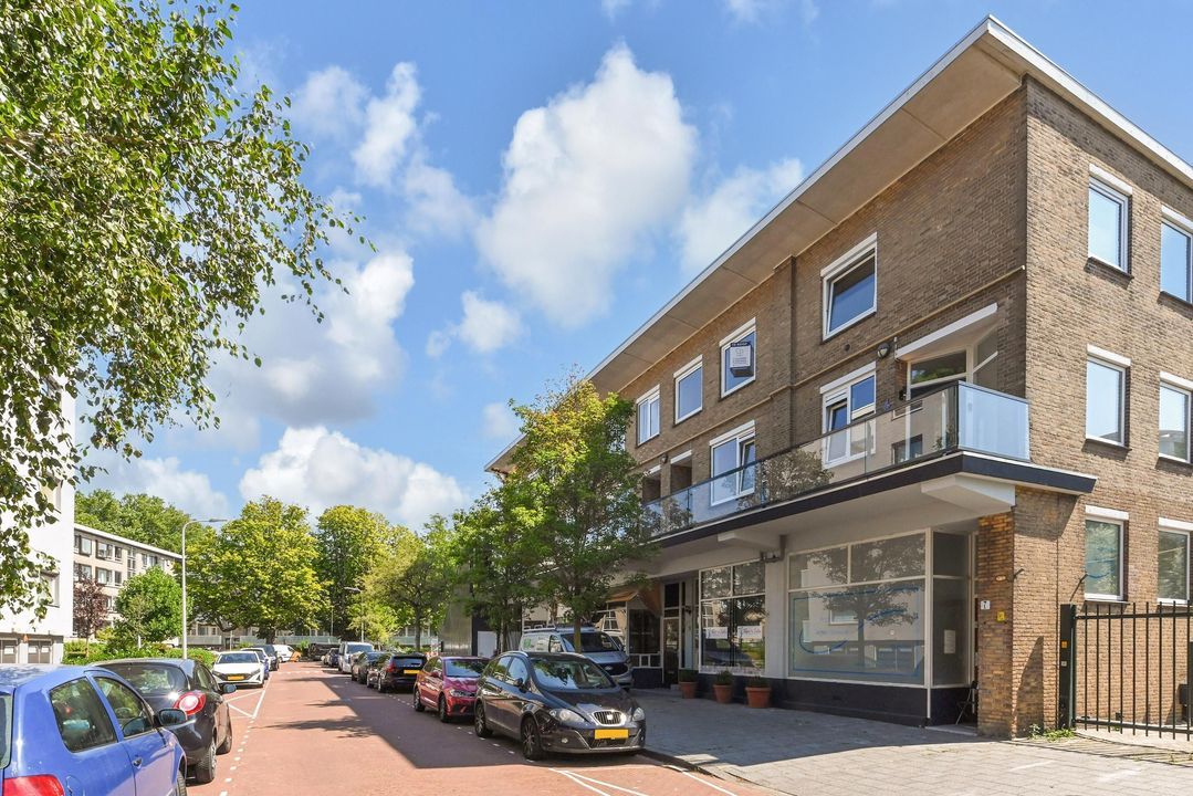 Tarwekamp 27, Den Haag