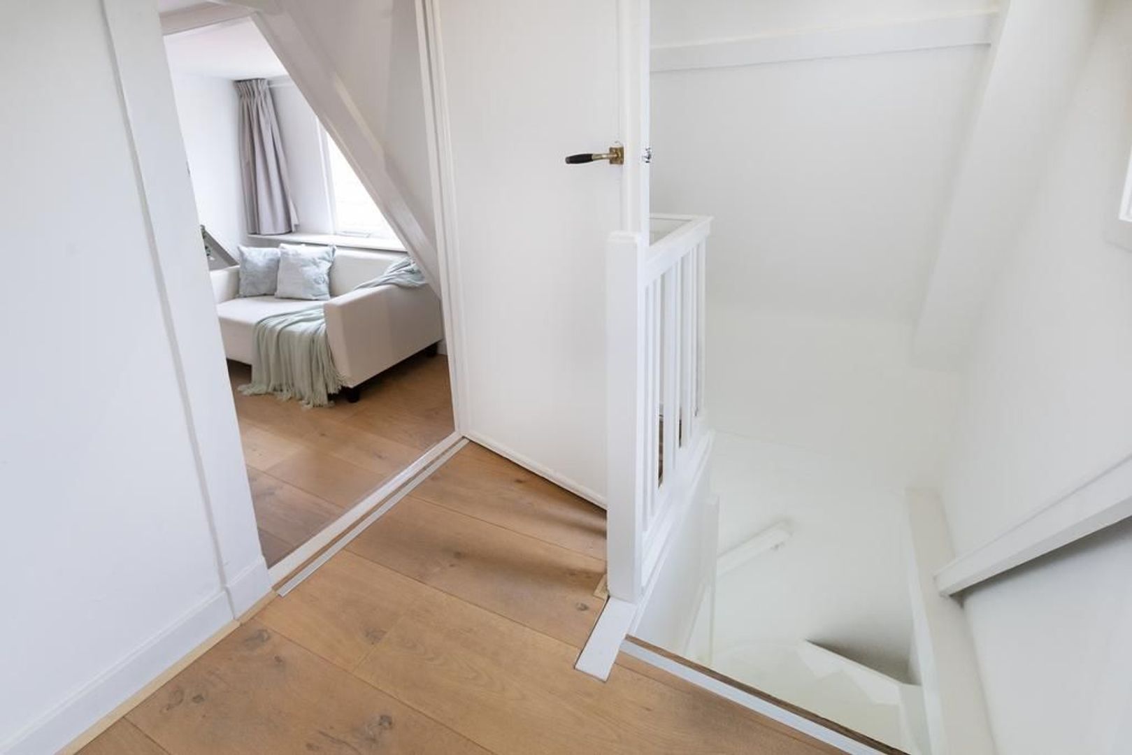 Binnen Wieringerstraat 3, Amsterdam foto-27