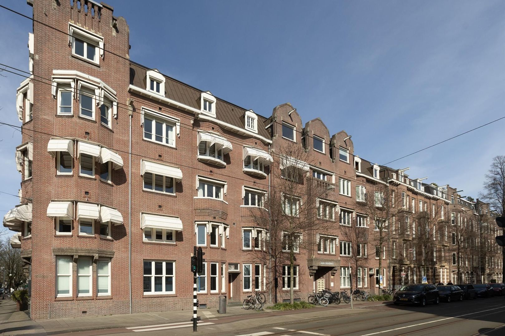 Bekijk foto 1/49 van apartment in Amsterdam