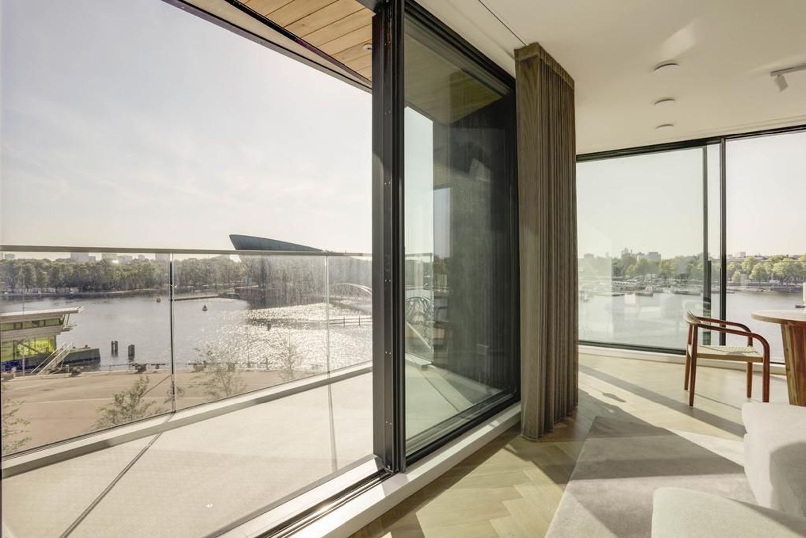 Ton de Leeuwstraat 18, Amsterdam foto-3