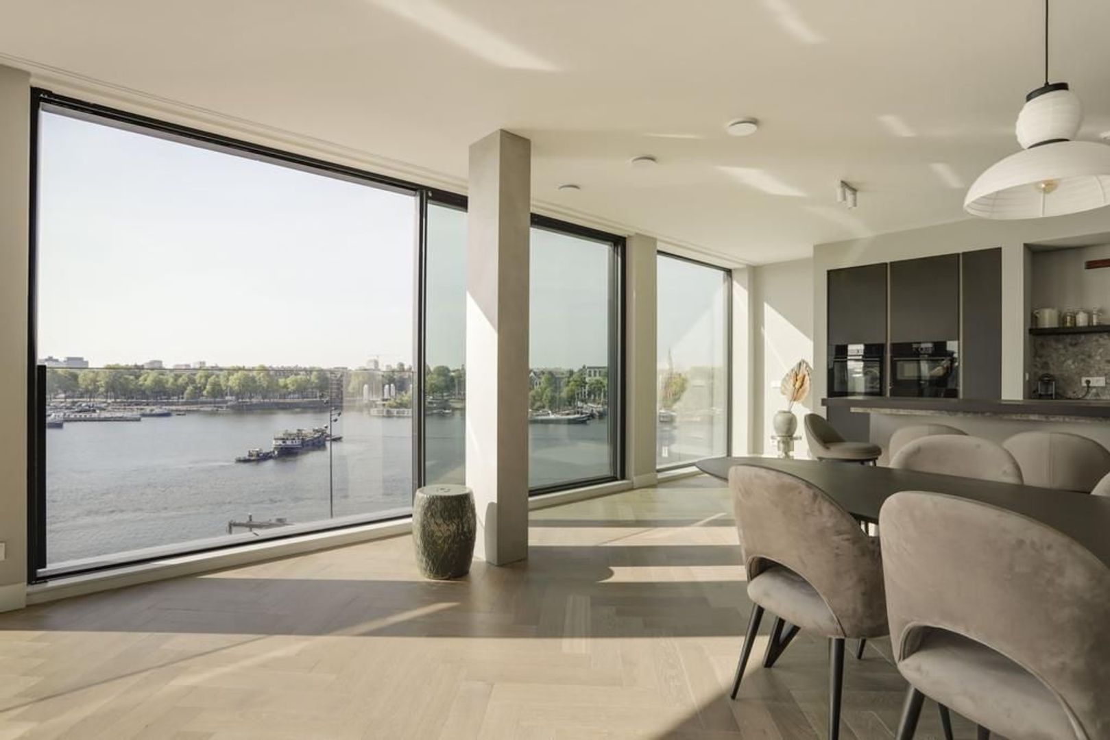 Ton de Leeuwstraat 18, Amsterdam foto-8