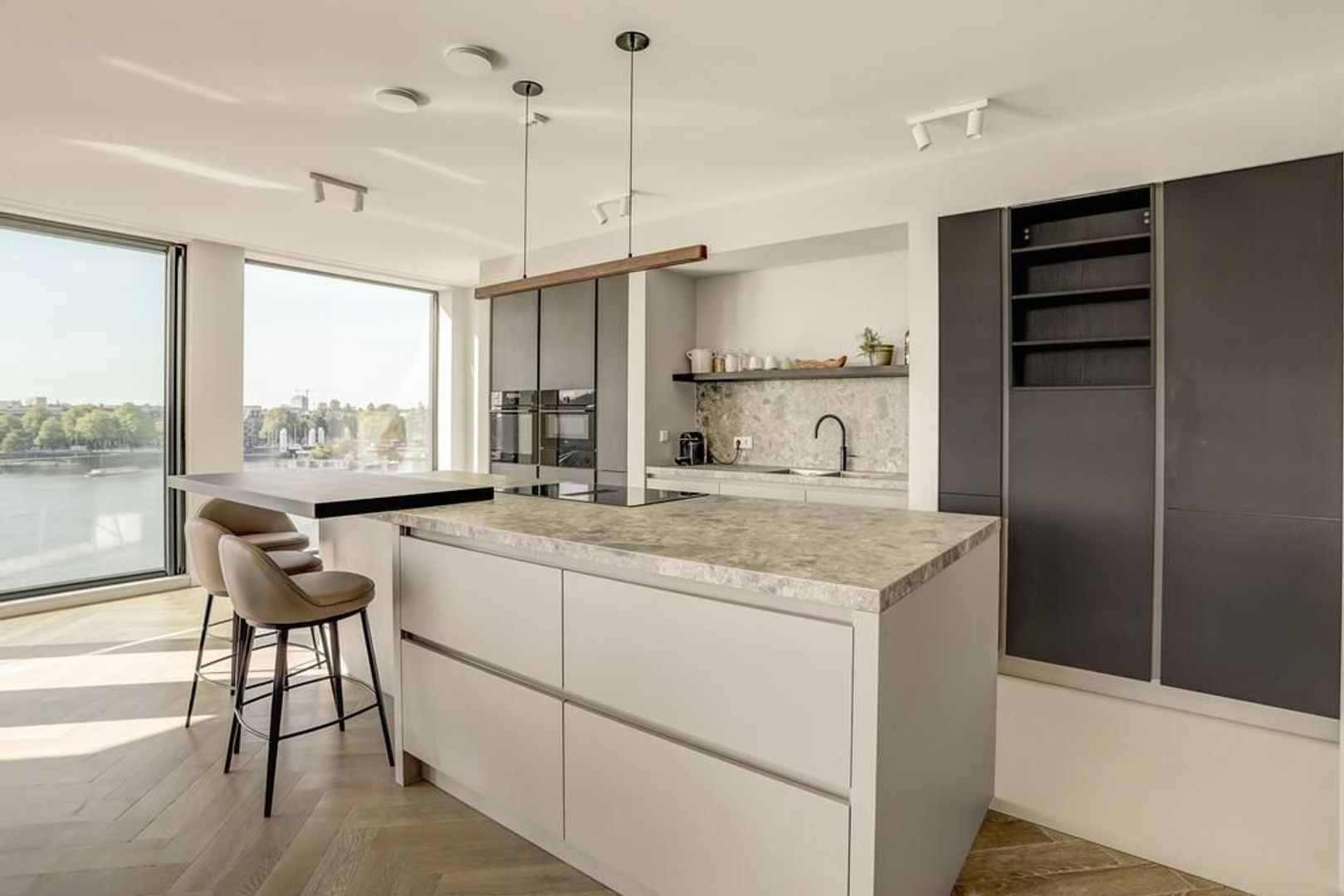 Ton de Leeuwstraat 18, Amsterdam foto-11