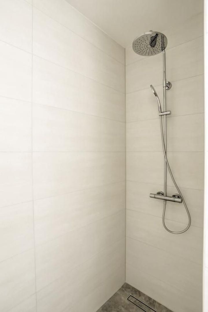 Ton de Leeuwstraat 18, Amsterdam foto-34