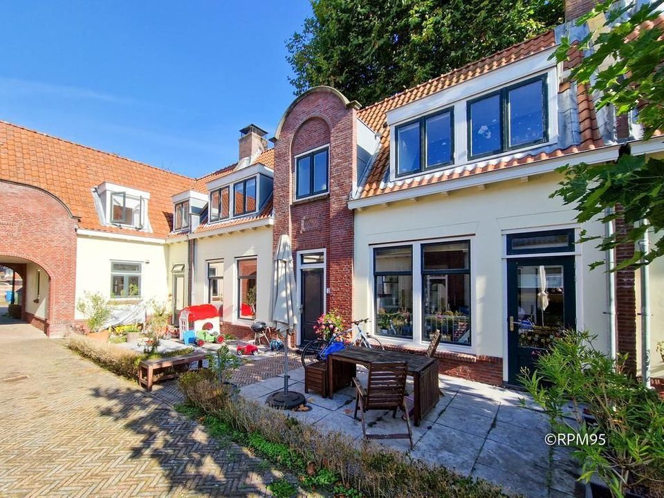 Regthuyshof 2, Wassenaar foto-2