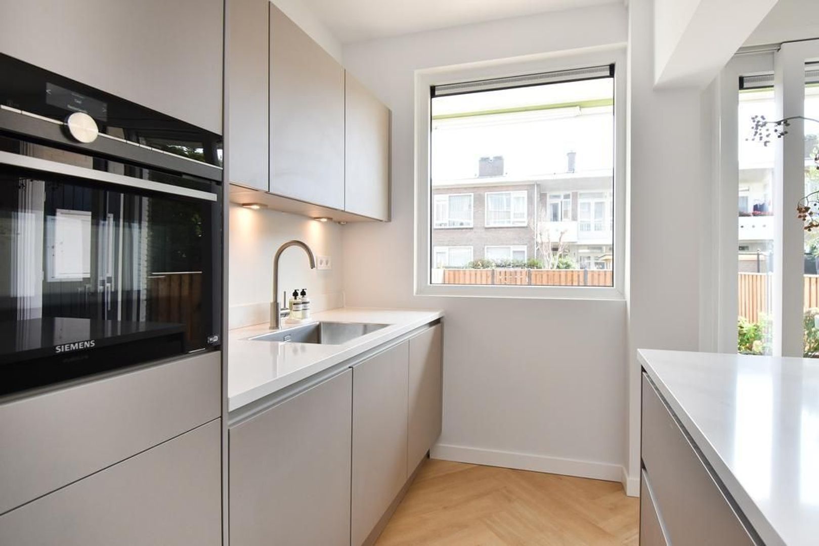 Monseigneur van Steelaan 238, Voorburg foto-12