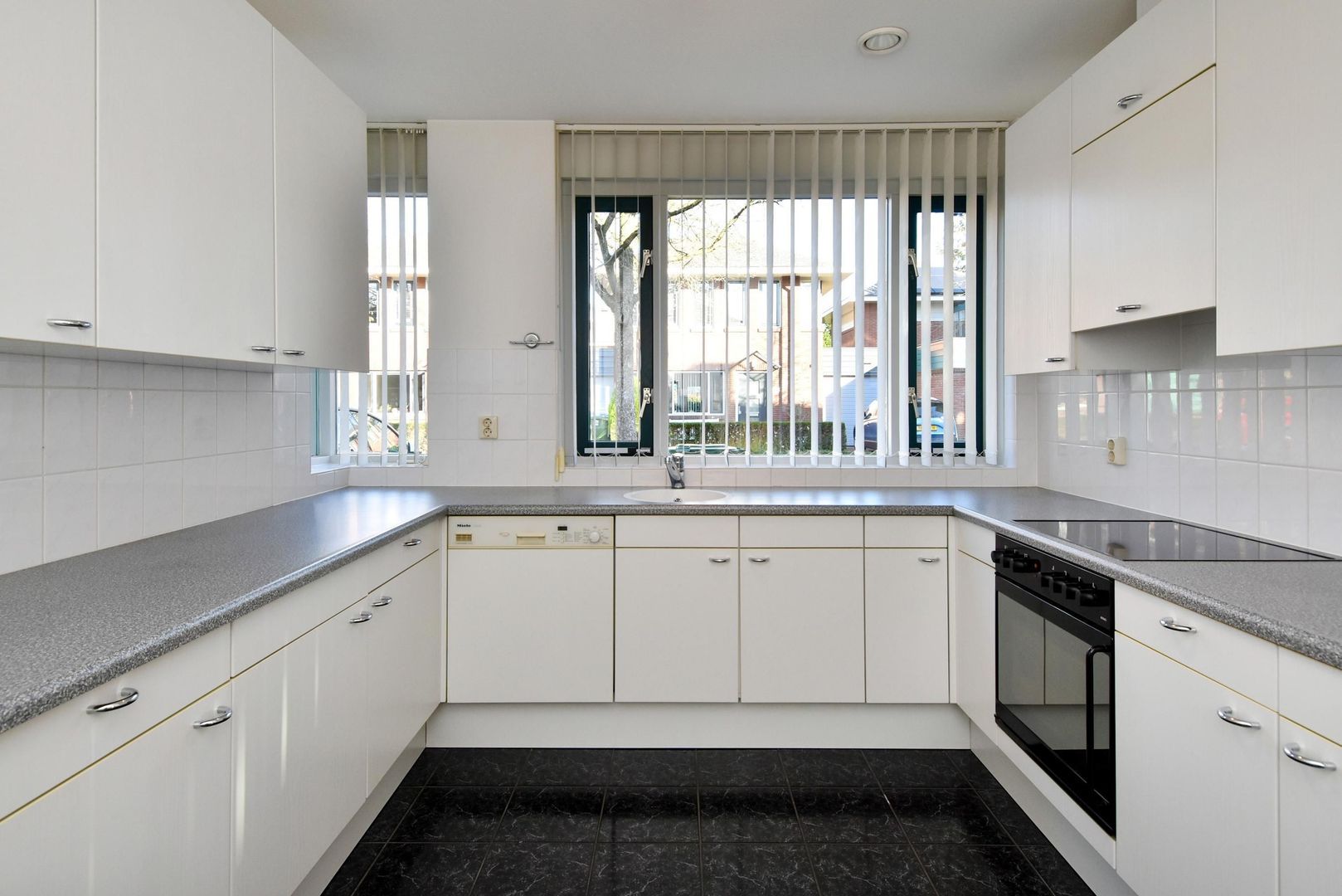 van Vredenburchweg 56 a, Rijswijk foto-13