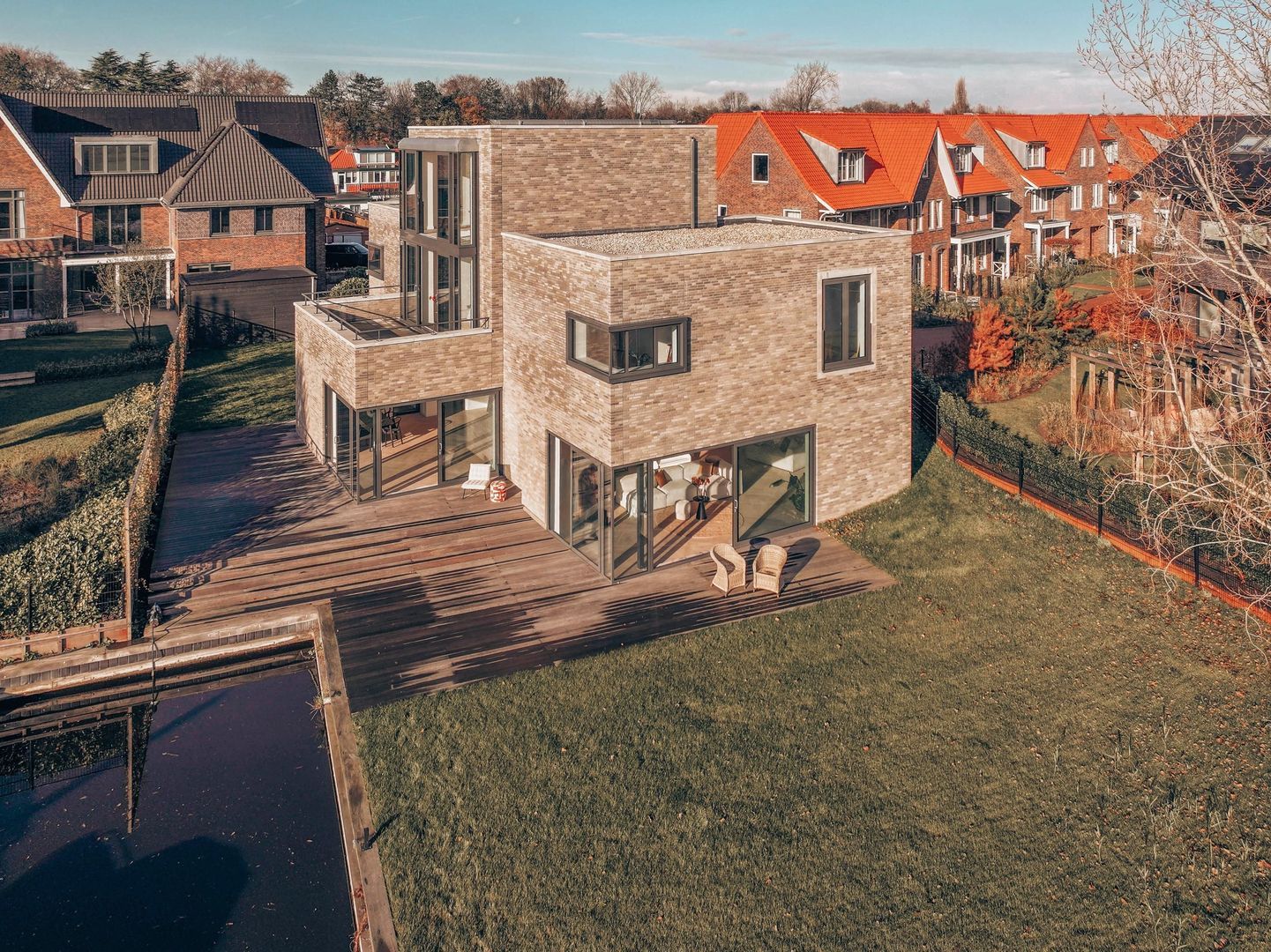 Liburne 20, Leidschendam foto-21