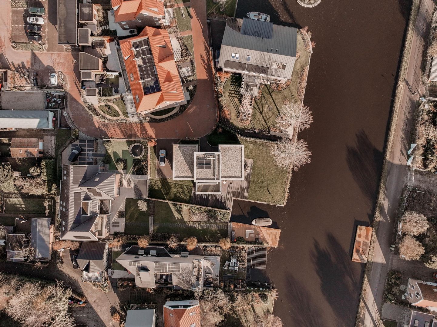 Liburne 20, Leidschendam foto-83