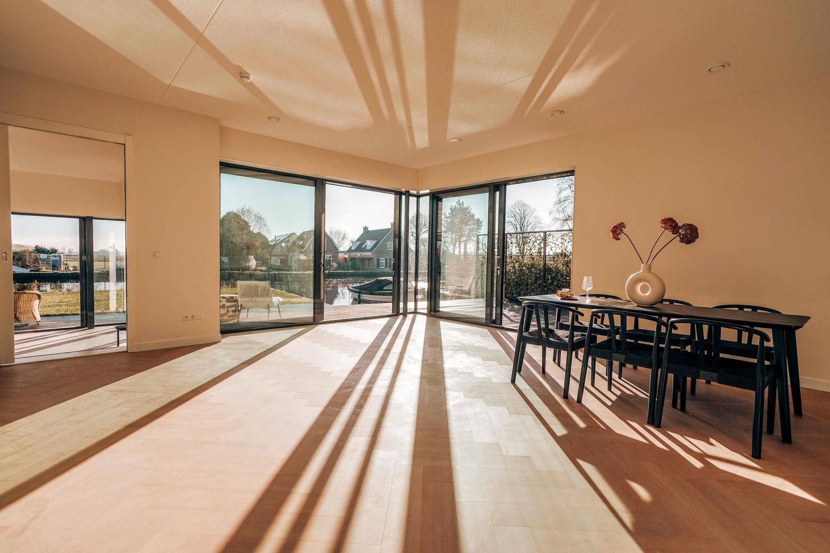 Liburne 20, Leidschendam foto-8