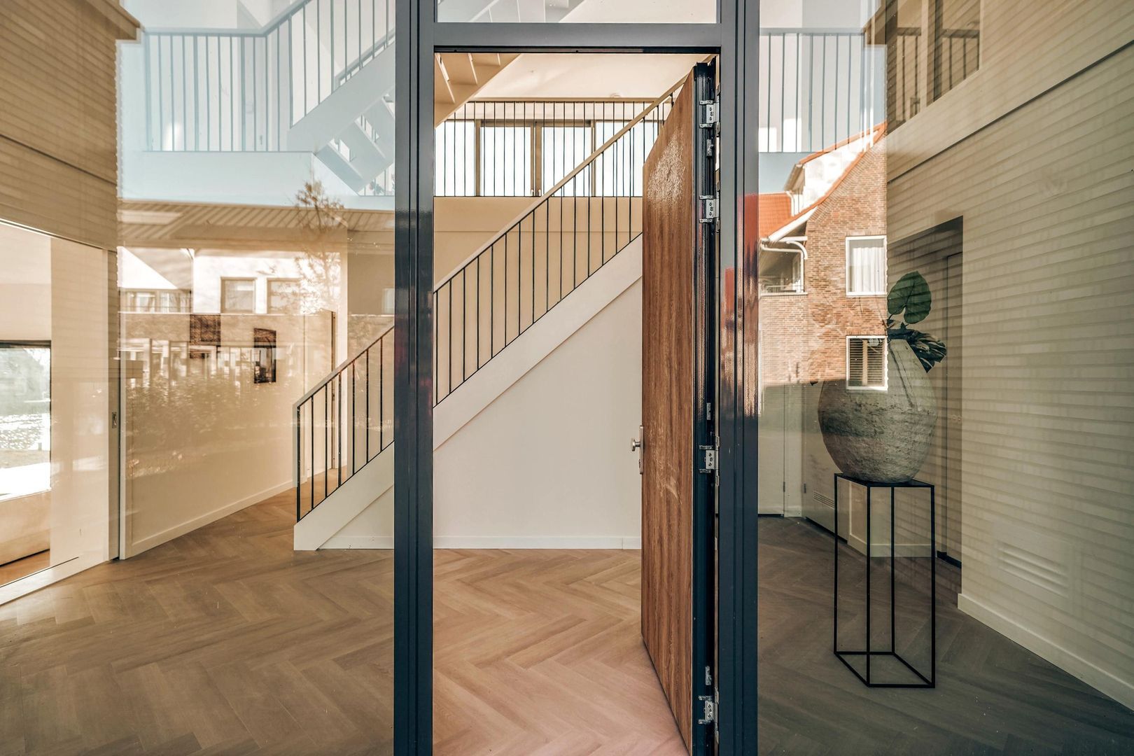 Liburne 20, Leidschendam foto-5