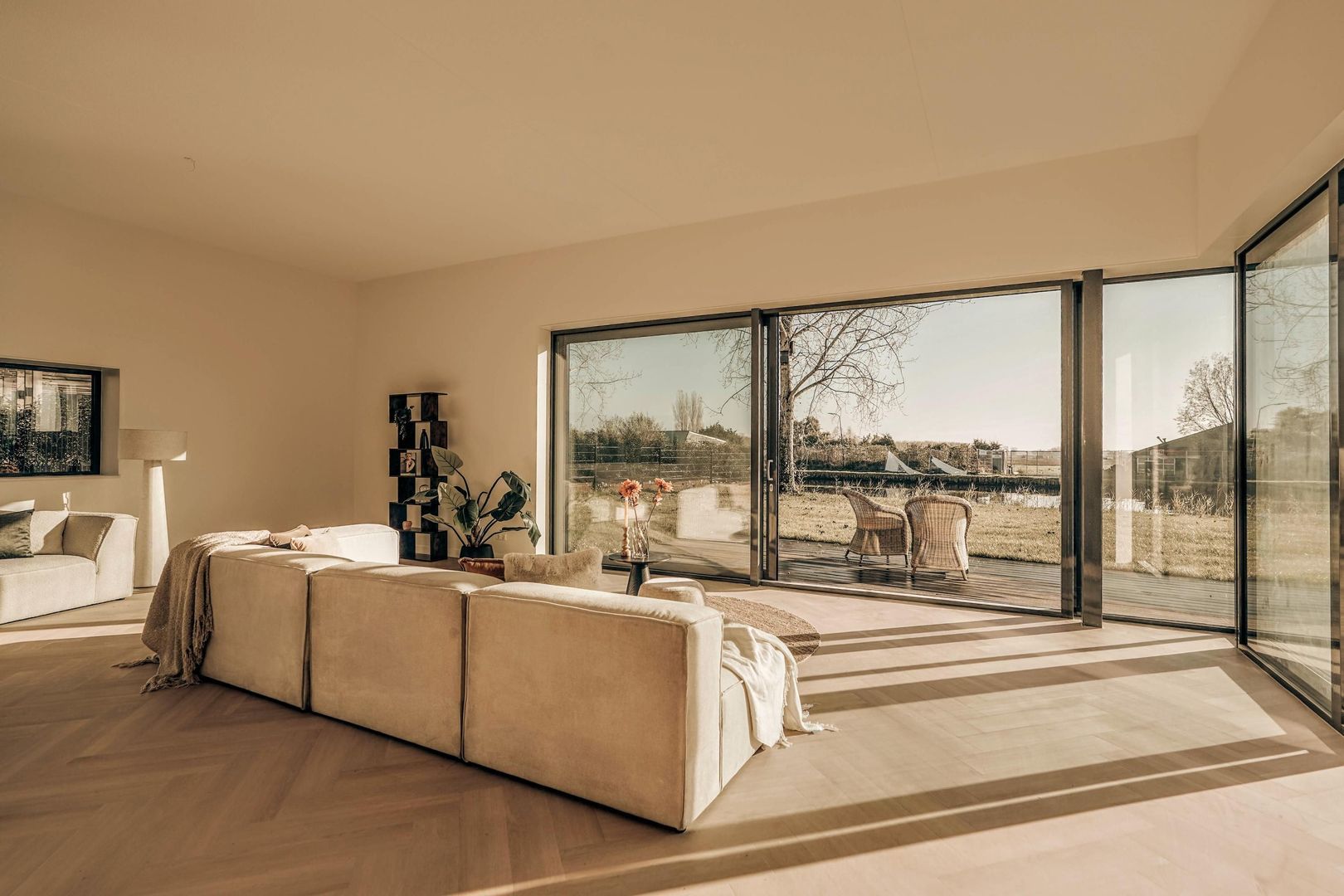 Liburne 20, Leidschendam foto-27