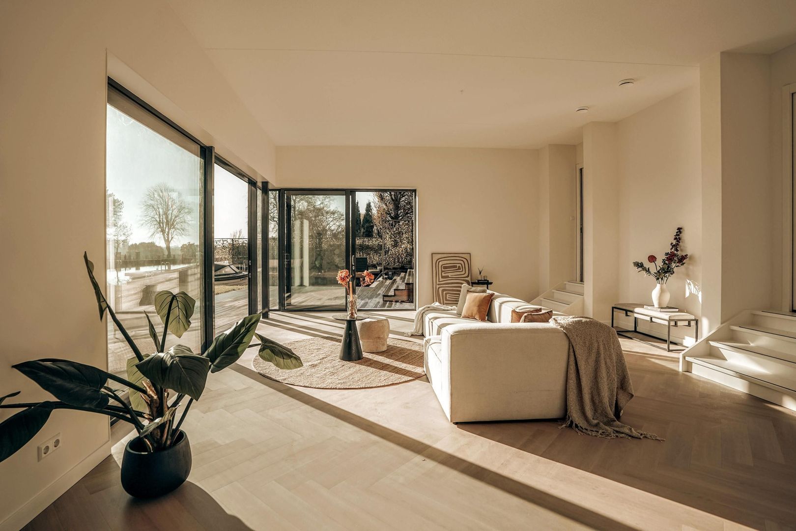 Liburne 20, Leidschendam foto-33