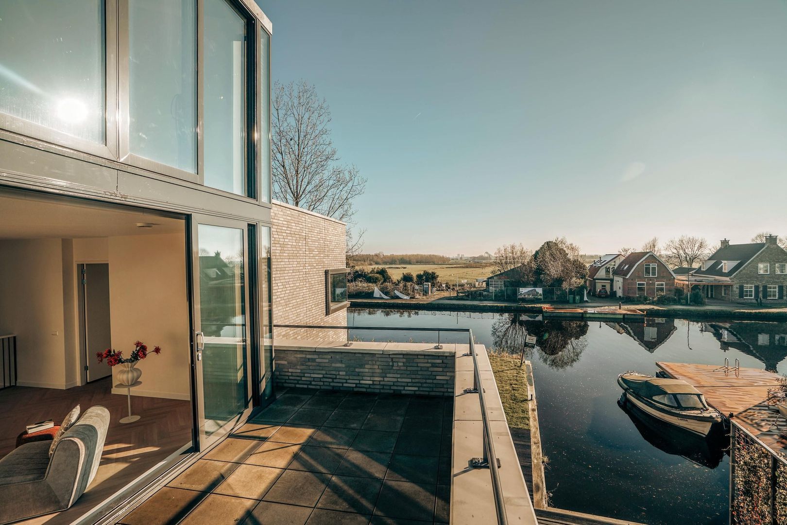 Liburne 20, Leidschendam foto-58