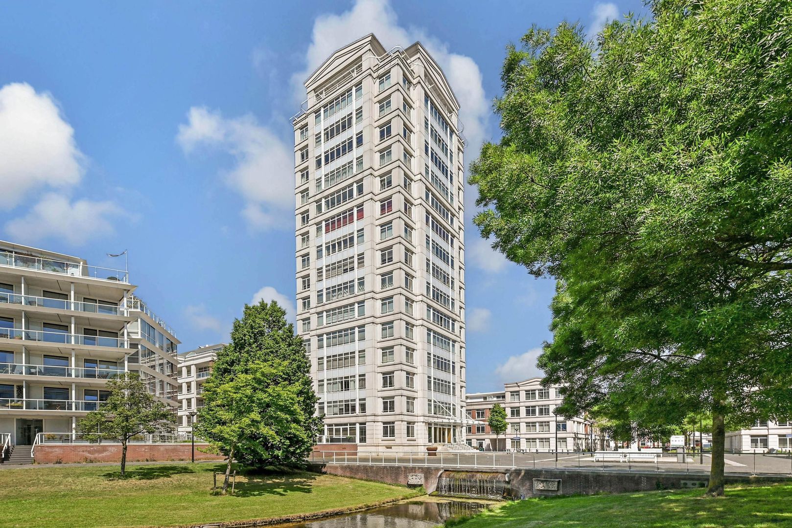 Burgemeester De Monchyplein 308, Den Haag foto-0