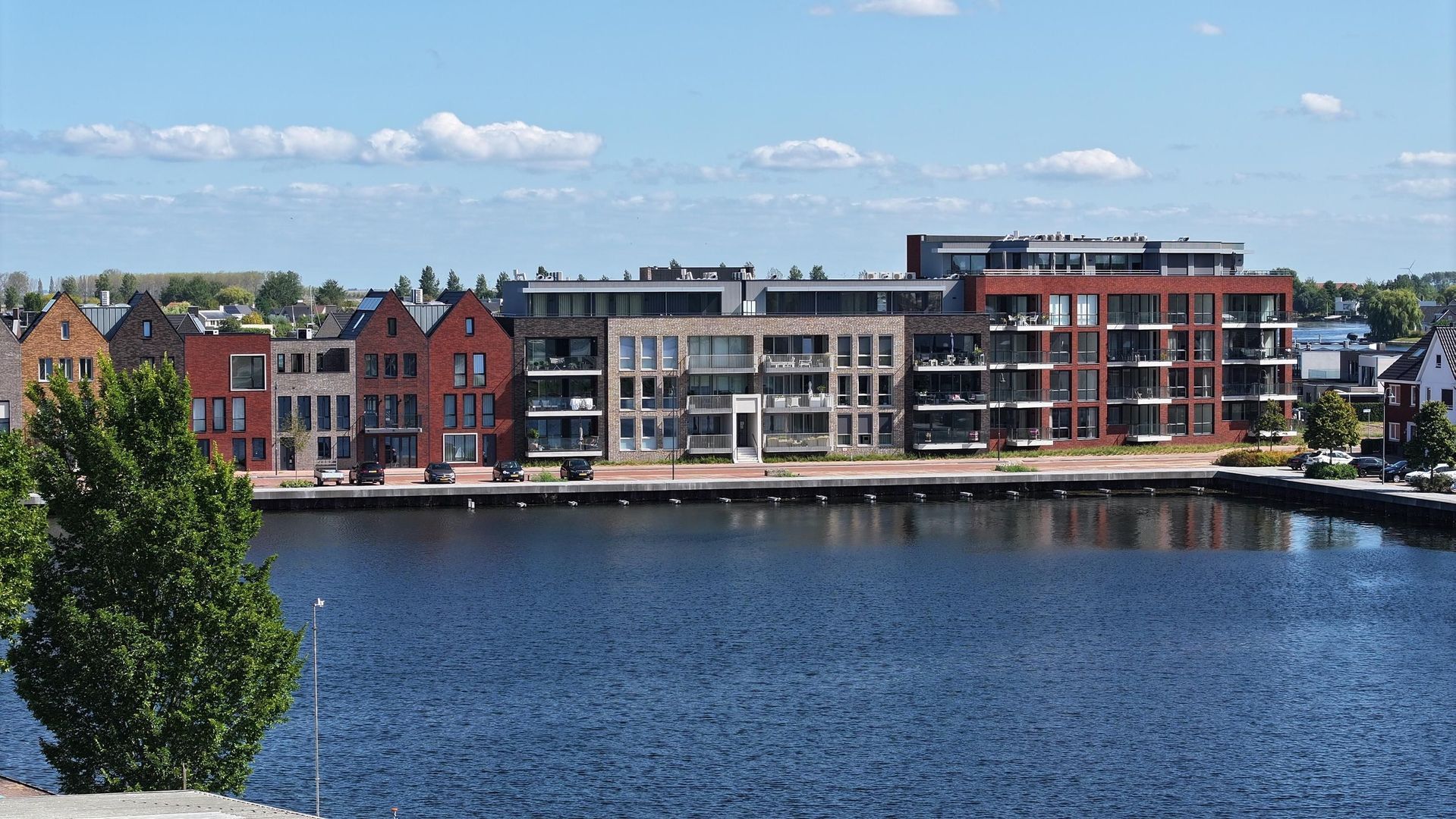 Elantra: Appartement D 16, Goes foto-13