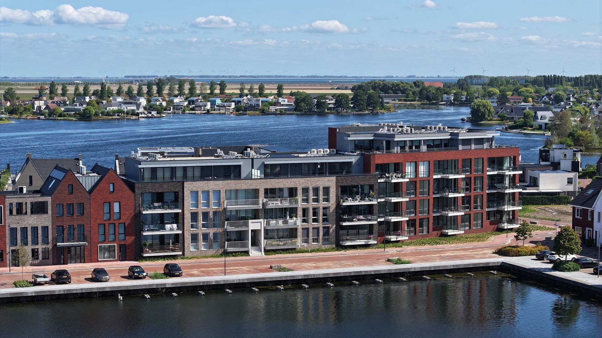 Elantra: Appartement C 23, Goes foto-3