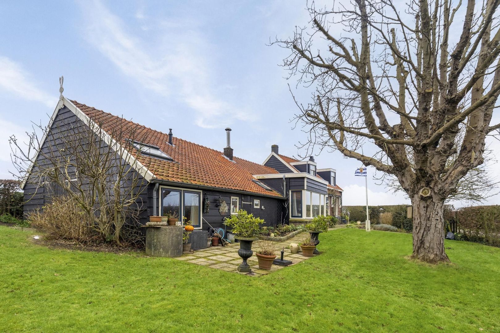 Hooglandsedijk 1, Driewegen foto-