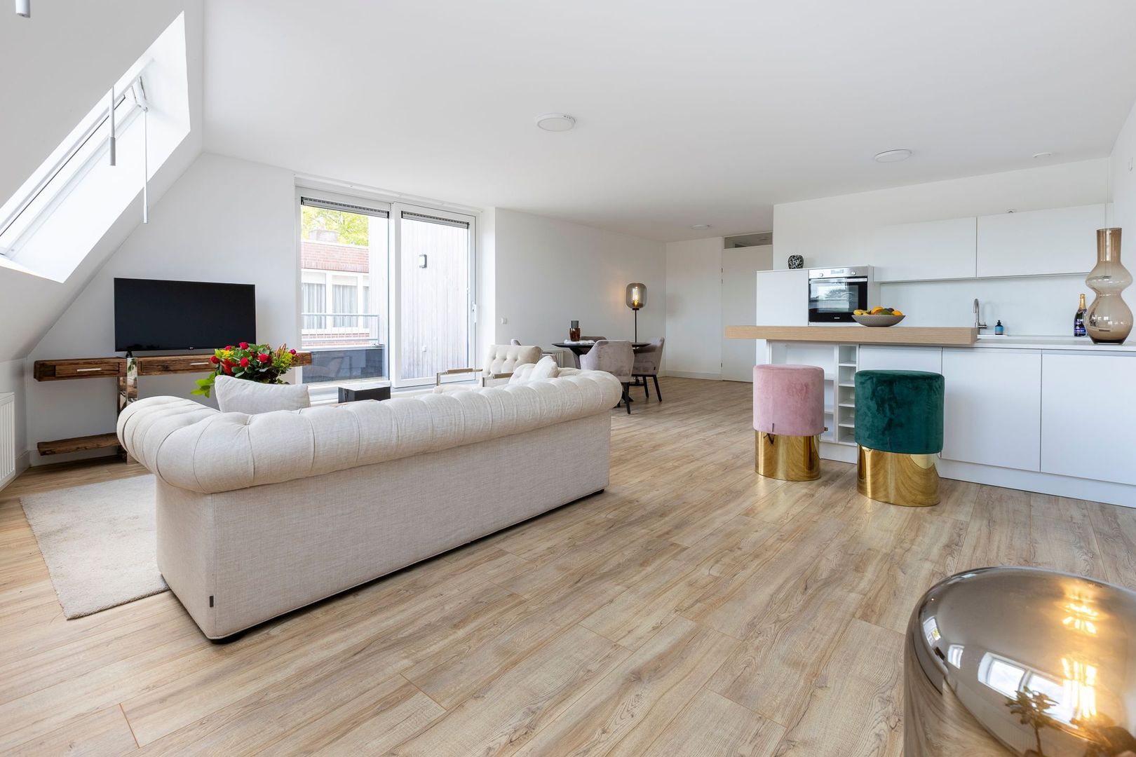 Dam 1 B 07, Goes foto-12