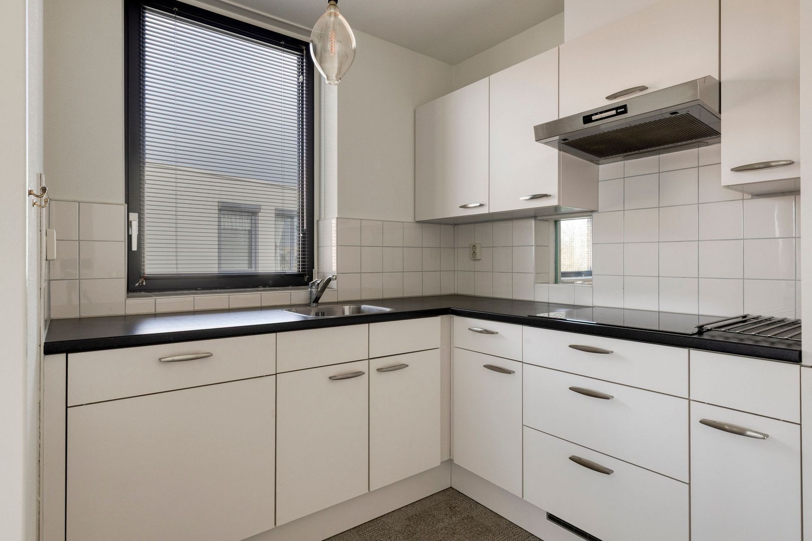 Park Beukenhof 18, Kapelle foto-23