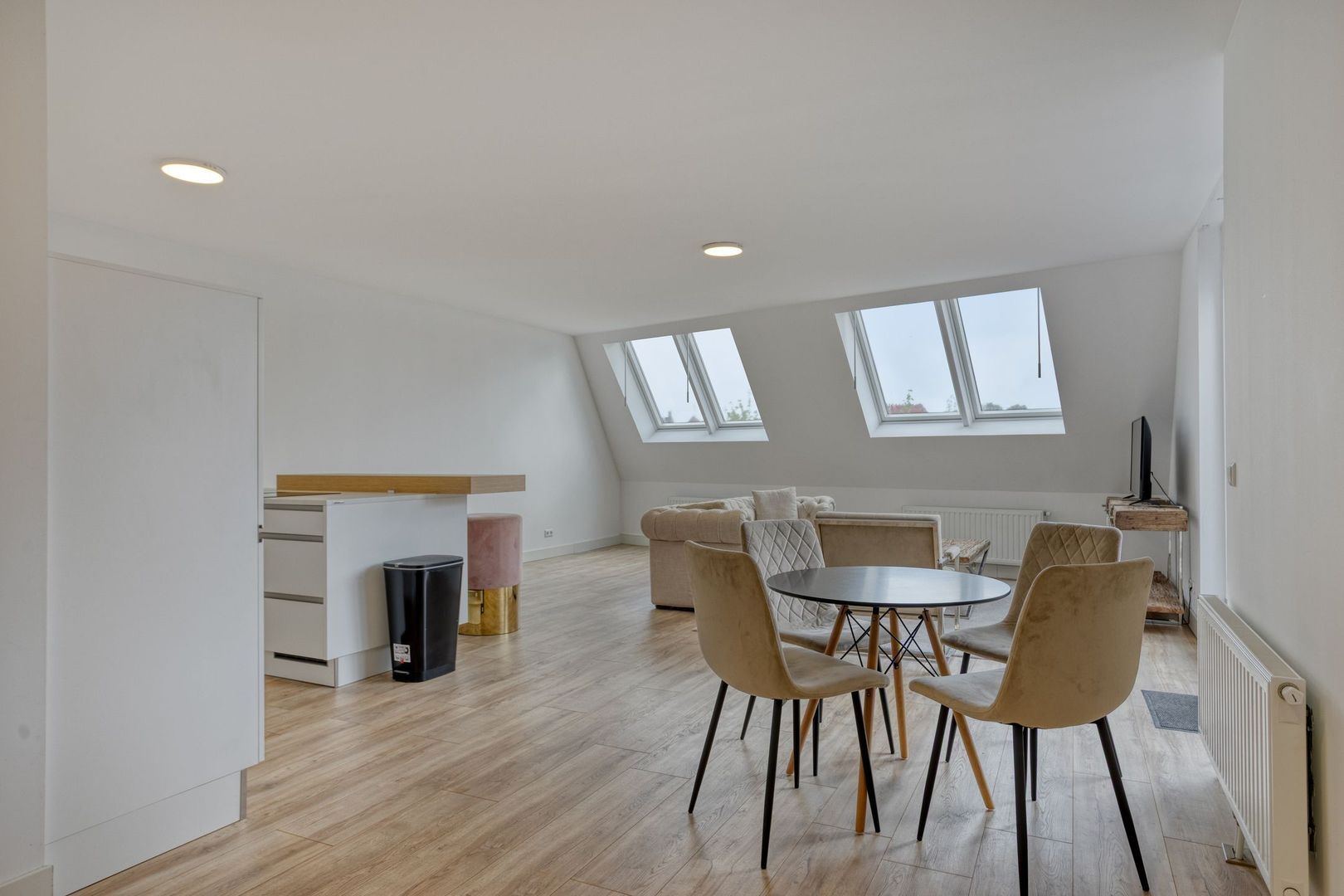 Dam 1 B 07, Goes foto-6