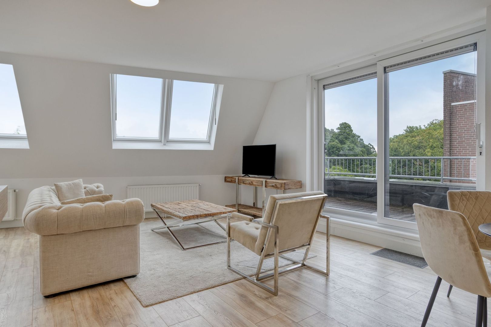 Dam 1 B 07, Goes foto-8