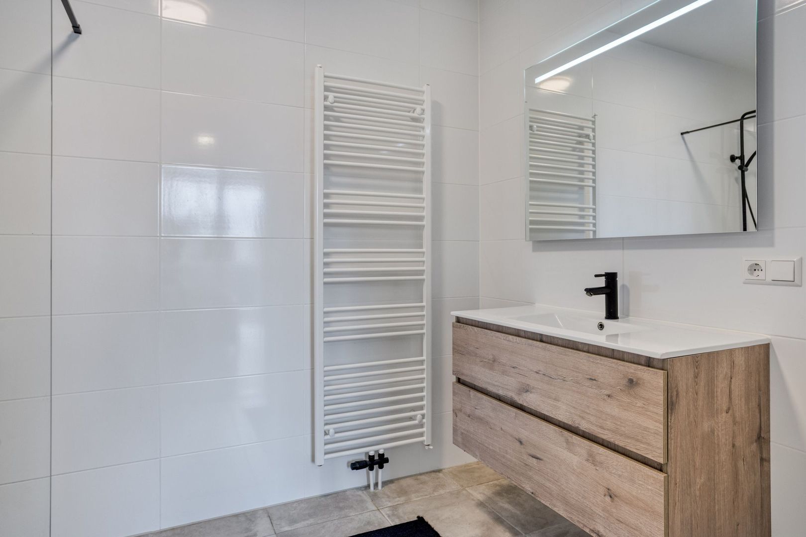 Dam 1 B 07, Goes foto-15