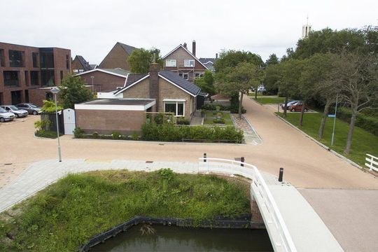 Burgemeester Boonlaan 4, Bovenkarspel foto-1