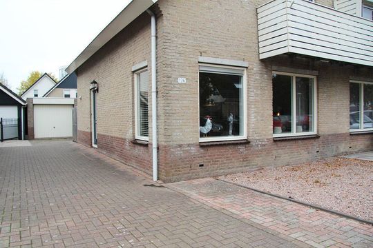 Florijn 136, Hoorn foto-2