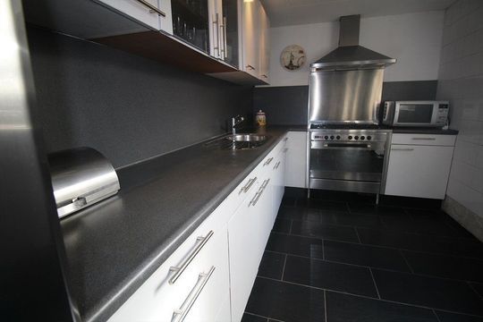 Overstort 77, Grootebroek foto-11