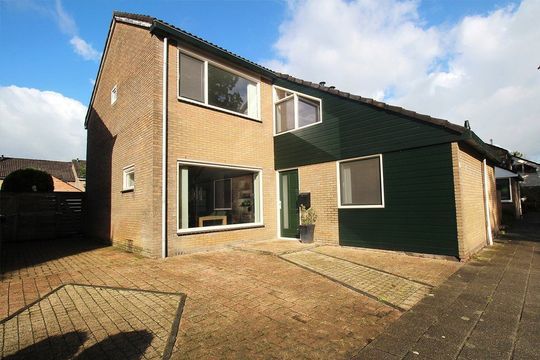 Overstort 77, Grootebroek foto-0