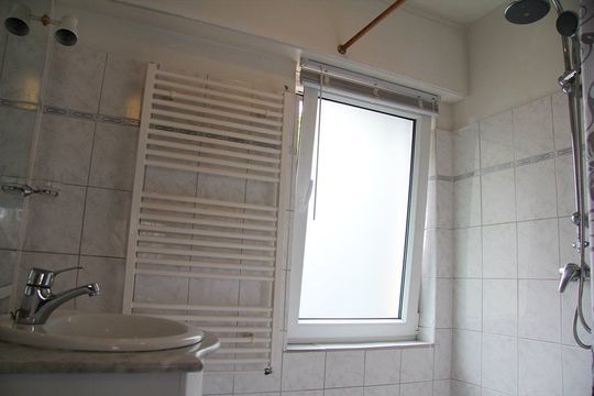 Uitlaat 42, Grootebroek foto-19