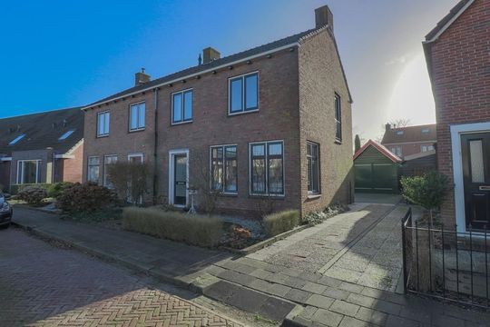Klaas Laanstraat 14, Bovenkarspel foto-0