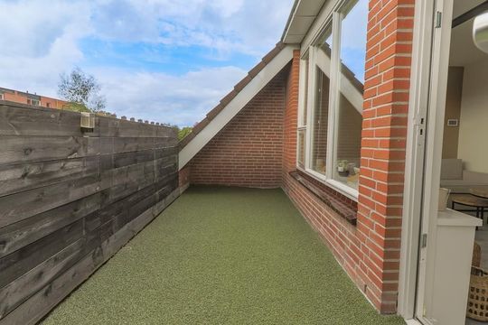 Klagerstuin 37, Zwaag foto-4