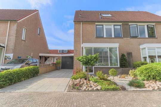 Troffel 4, Bovenkarspel foto-55