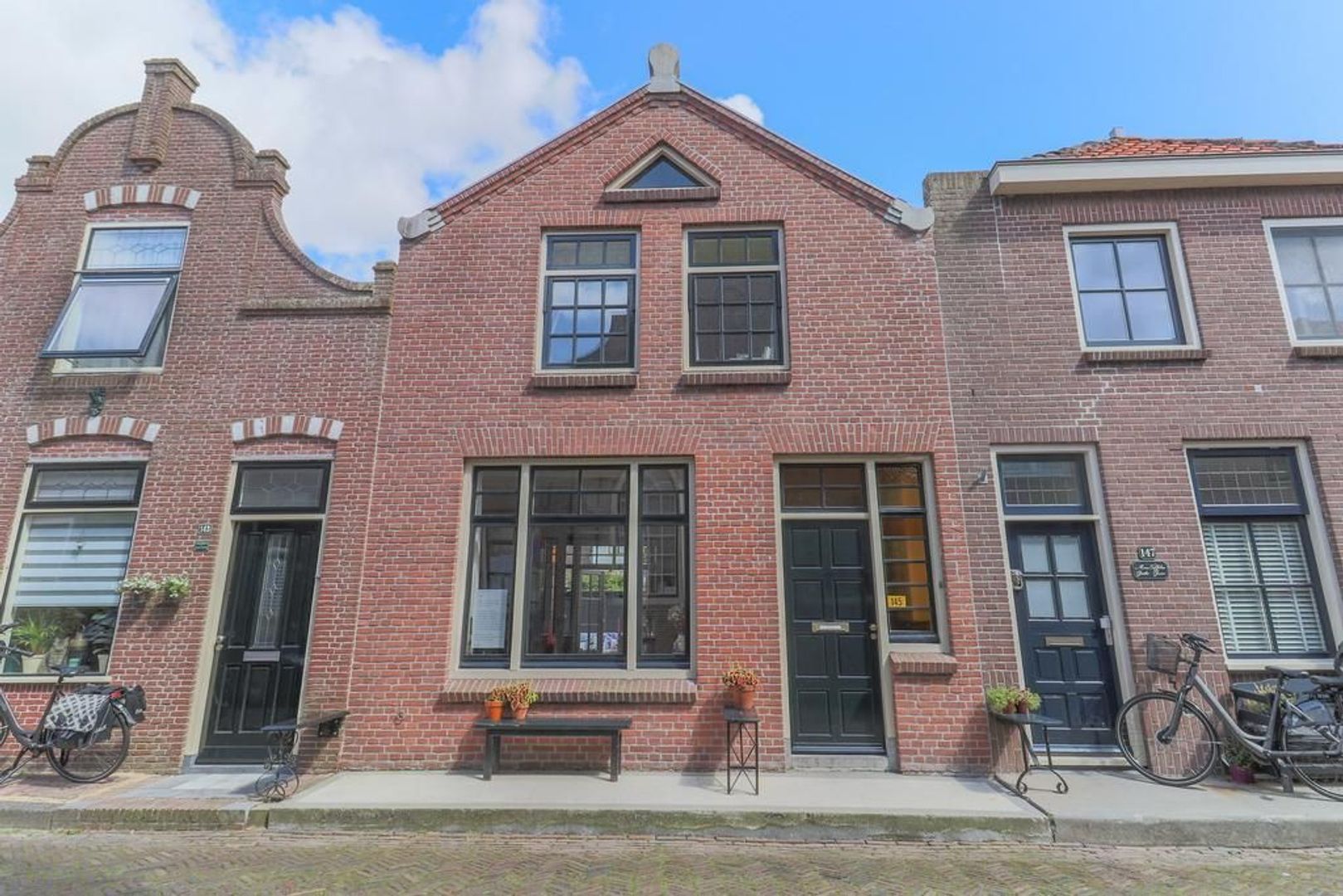 Breedstraat 145