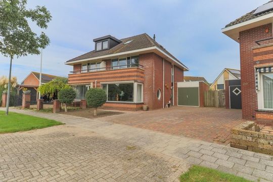 Zuider Kadijk 32, Enkhuizen foto-0