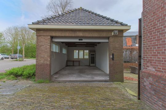 Hoofdstraat 215 + 215A, Bovenkarspel foto-2