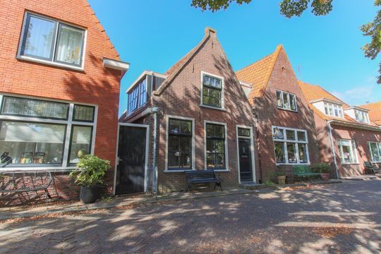 Oude Gracht 19, Enkhuizen foto-0