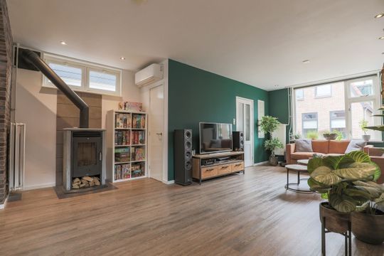 Sint Nicolaasstraat 21, Lutjebroek foto-22