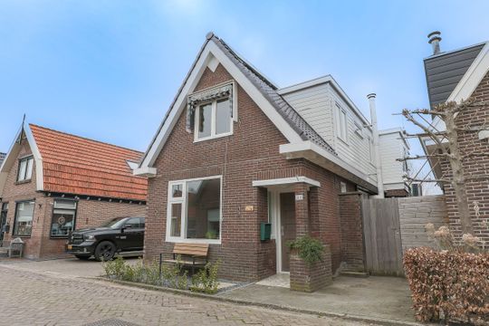 Sint Nicolaasstraat 21, Lutjebroek foto-0