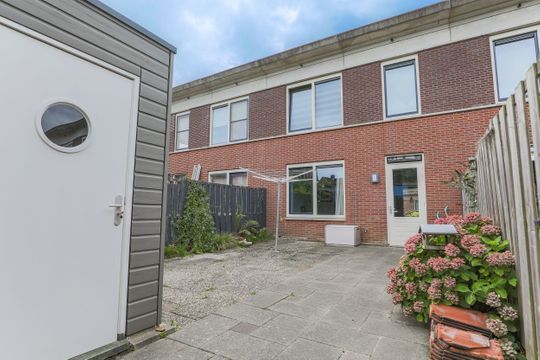 Roodborst 30, Hoogkarspel foto-1