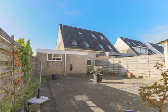 De Bouw 29, Bovenkarspel foto-1